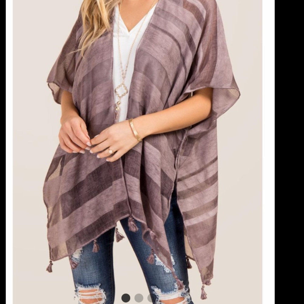 Francesca’s OS plum Kimono